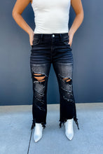 Load image into Gallery viewer, Black Crop Distressed Jeans